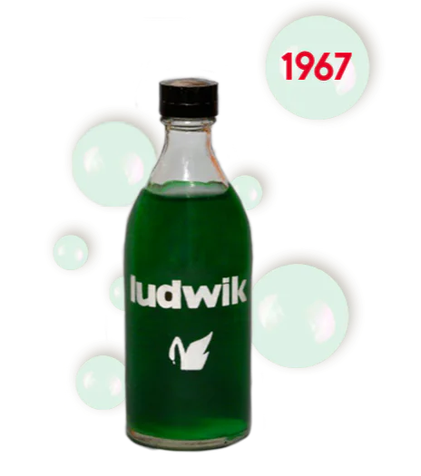 Odświeżona szklana butelka płynu Ludwik z 1967 roku